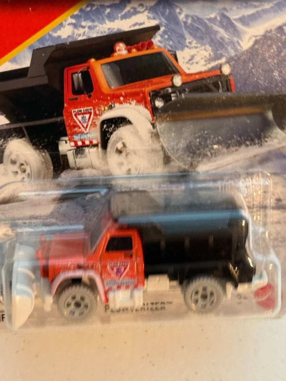 Matchbox Plowverizer Snow Plow Truck 39/125 Red Black Diecast Vehicle